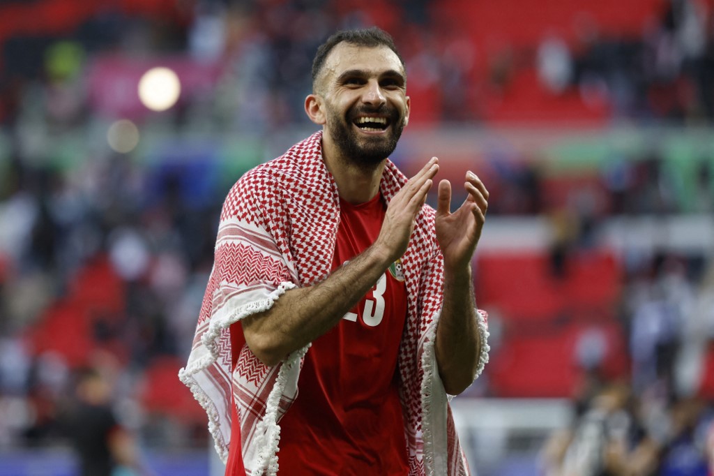 أجواء جنونية بعد تأهل الأردن التاريخي في كأس آسيا (فيديو وصور)